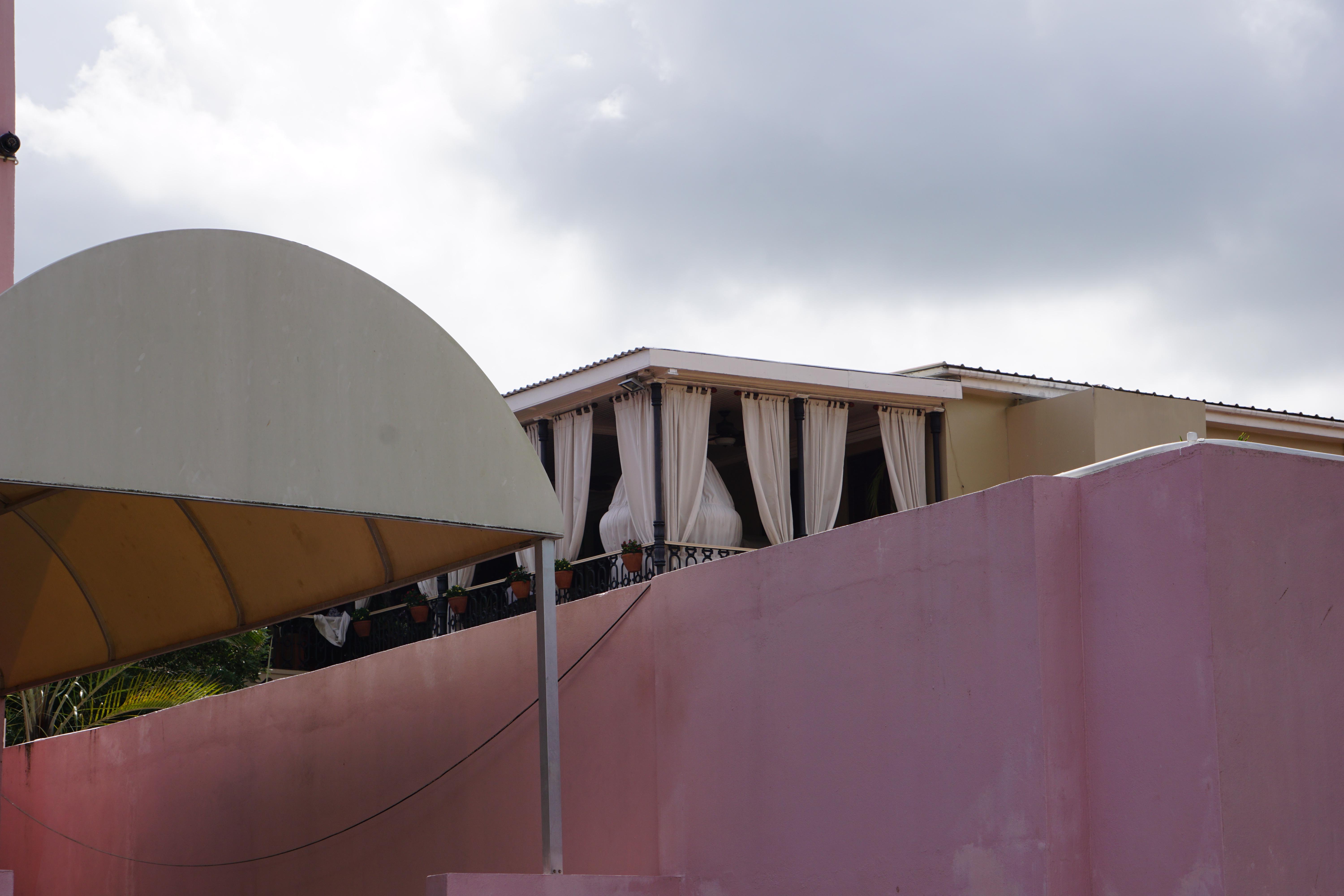 Edificio en la calle San Isidro 33 - Sabana Grande - 2015 00025